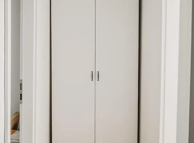 Apartment Business And Travel