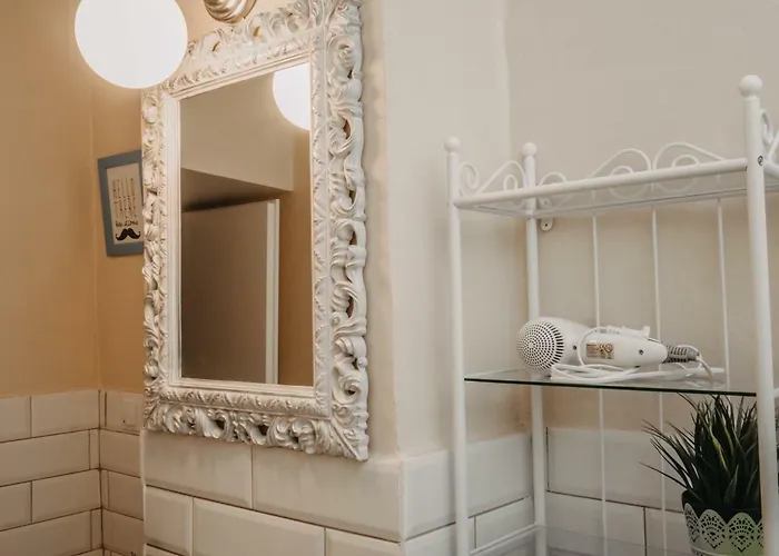 Apartment Business And Travel